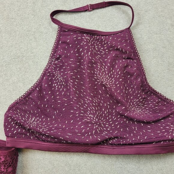 Victoria's Secret Size Small‎ High Neck Lace Bralette Burgundy Red Lace Shimmer - Picture 5 of 16